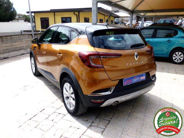 RENAULT Captur Blue dCi 95 CV Intens