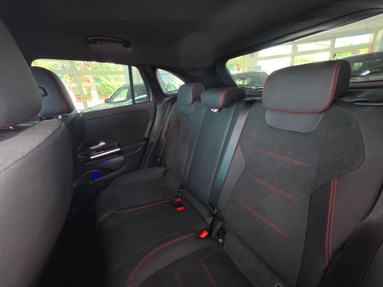 Mercedes-benz GLA 180 GLA 180 d Automatic AMG Line Premium Plus