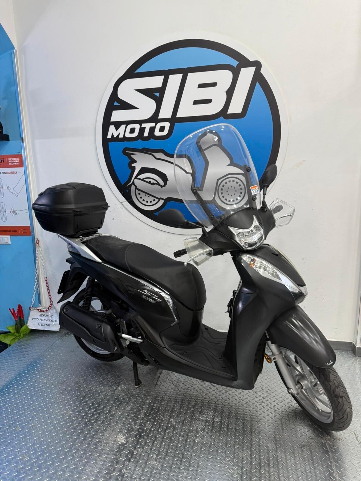 HONDA SH 300