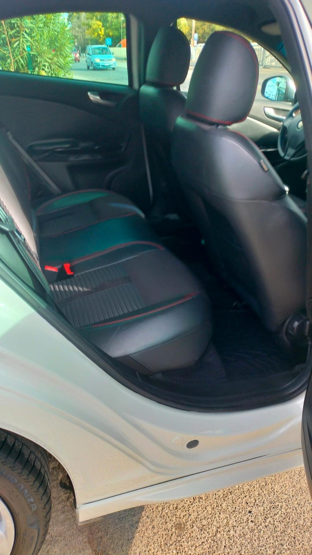 Alfa Romeo Giulietta 2.0 JTDm-2 140 CV Exclusive