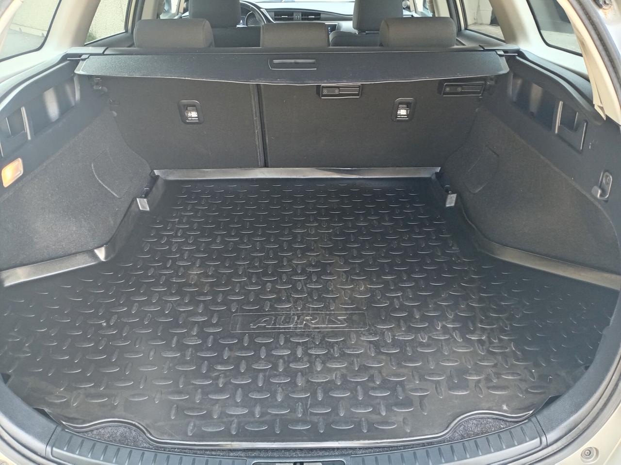 Toyota Auris Touring Sports 1.8 Hybrid Cool