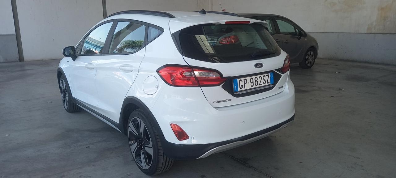 Ford Fiesta 1.0 Ecoboost Hybrid Active cross
