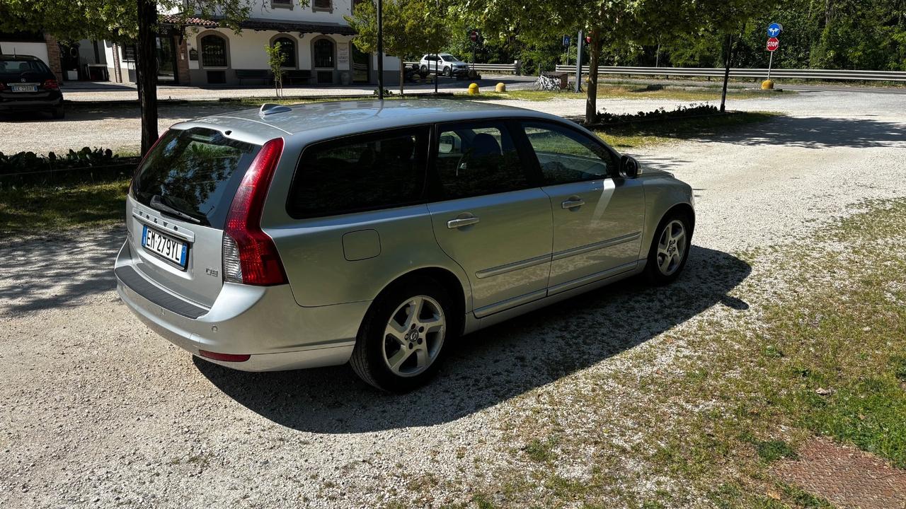 Volvo V50 D2 POLAR PLUS