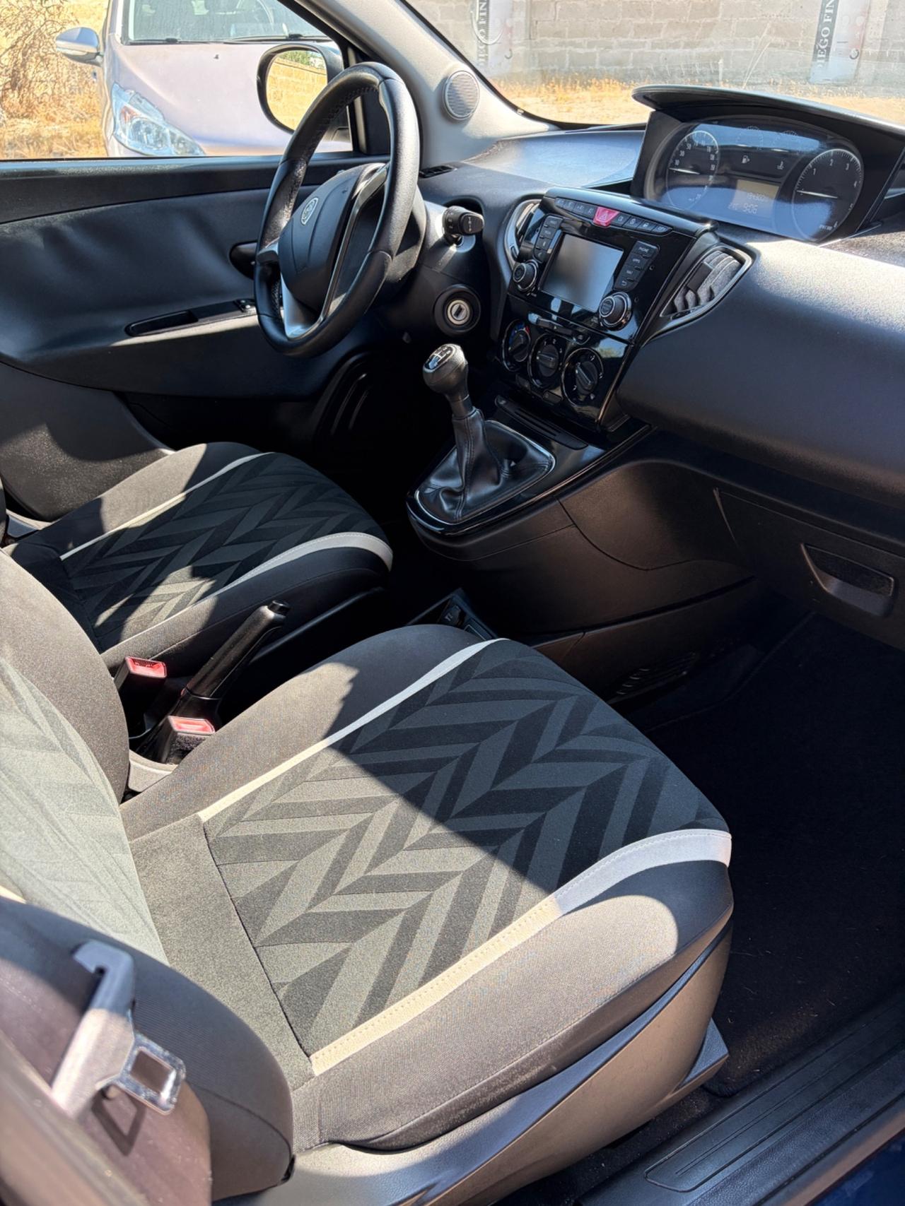 Lancia Ypsilon 1.3 MJT 16V 95 CV 5 porte S&S Gold xfetta!!!
