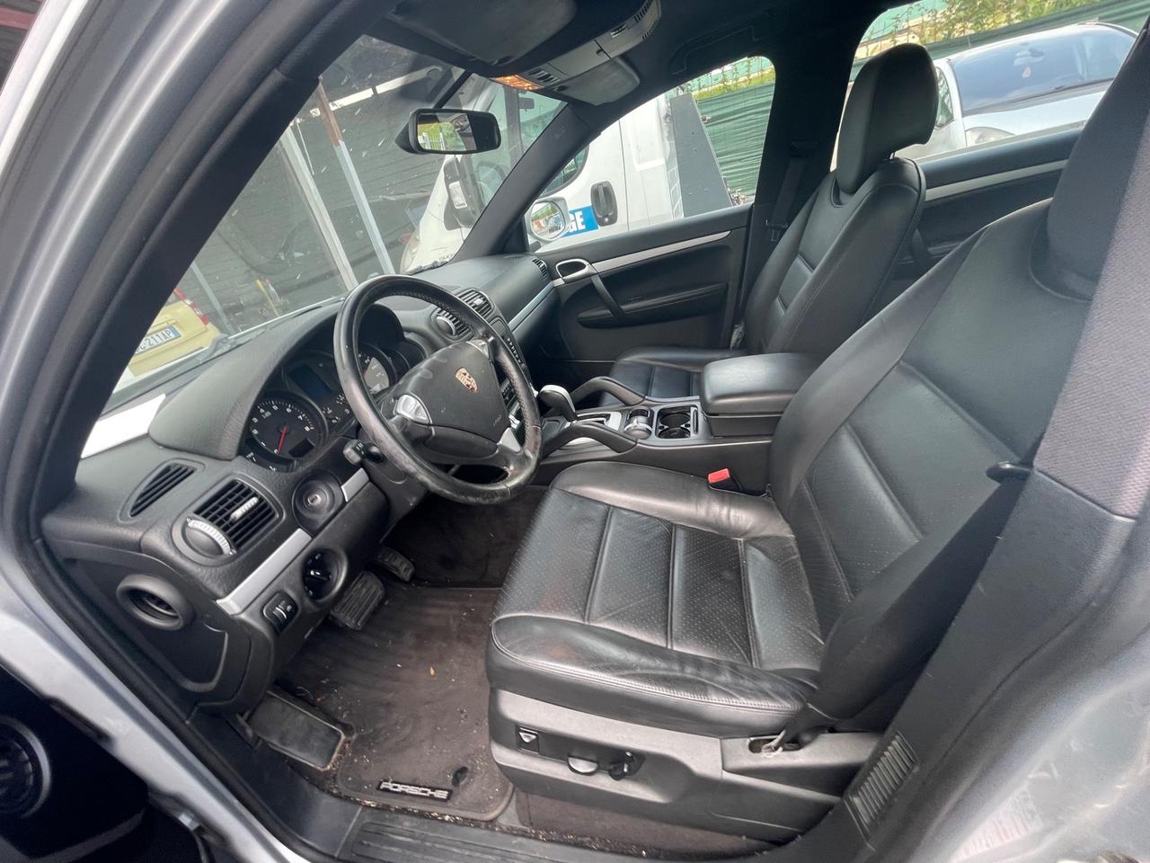 Porsche Cayenne 3.6