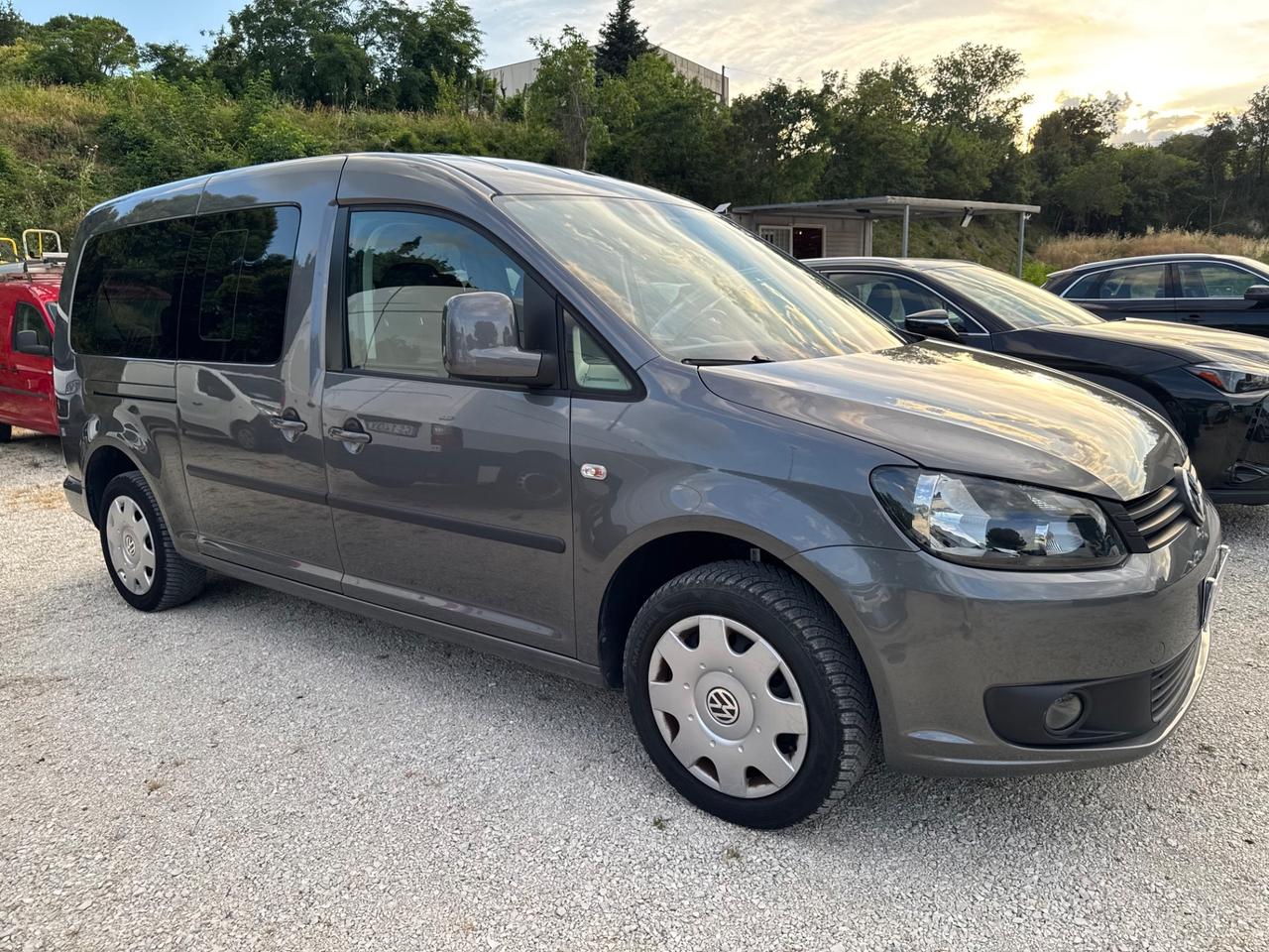 Volkswagen Caddy 2.0 Ecofuel 7 Posti Maxi Trendline