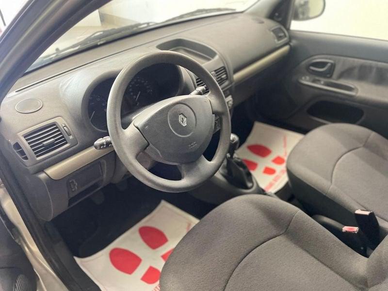 Renault Clio Clio 1.2 cat 5 porte Confort Authentique