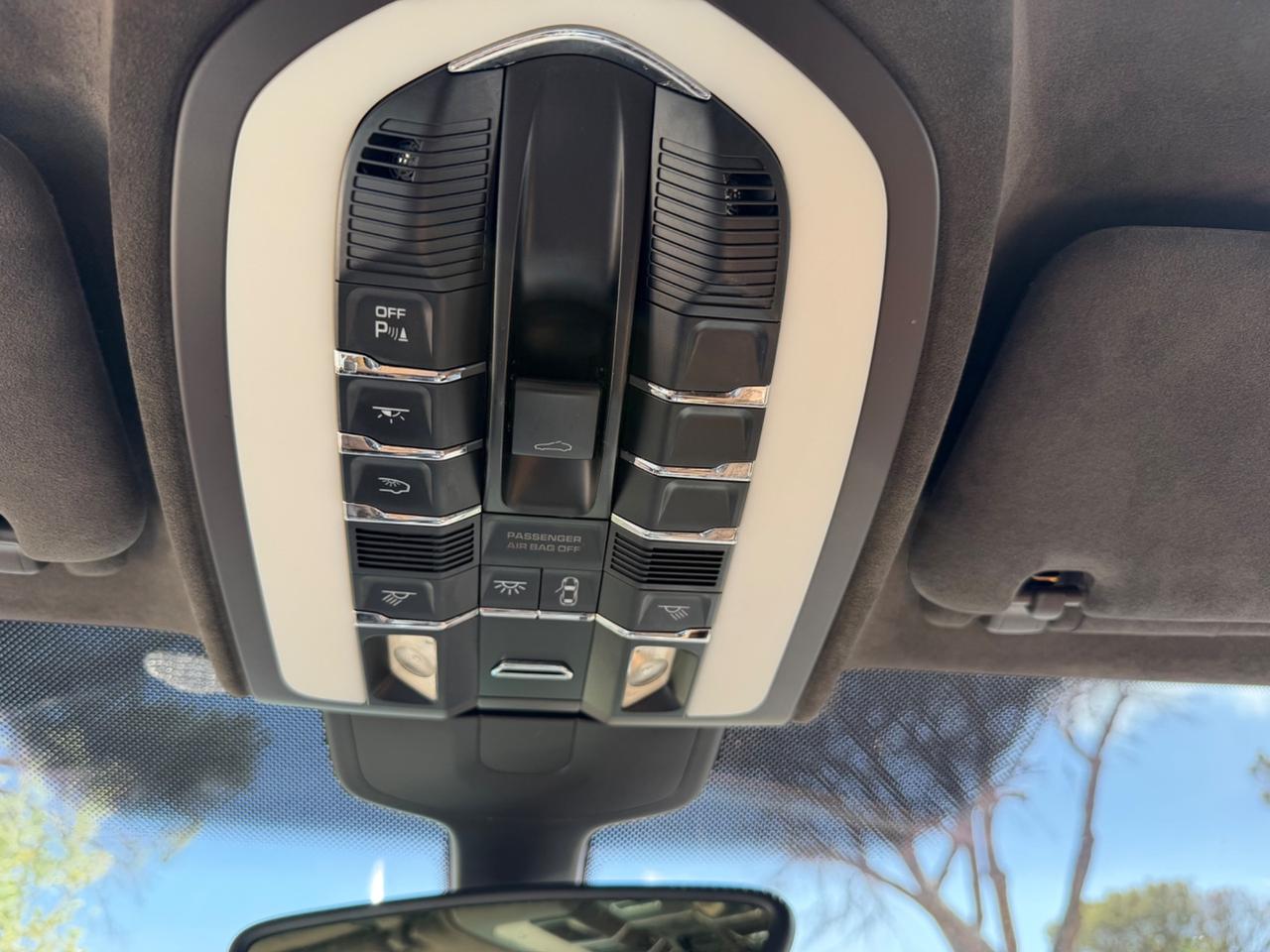 Porsche Cayenne 4.8 Turbo