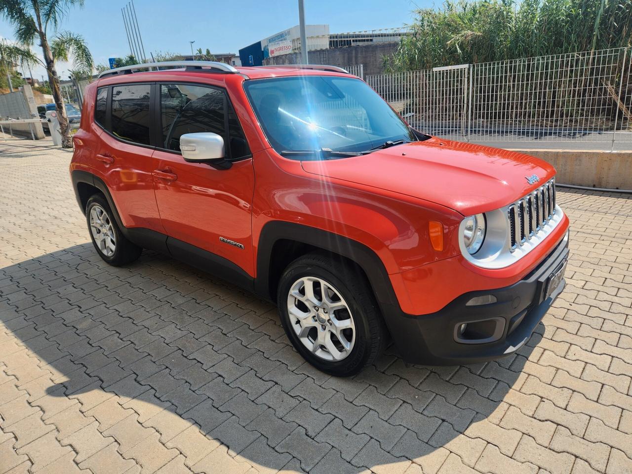 Jeep Renegade 1.6 DIESEL STRAFULL
