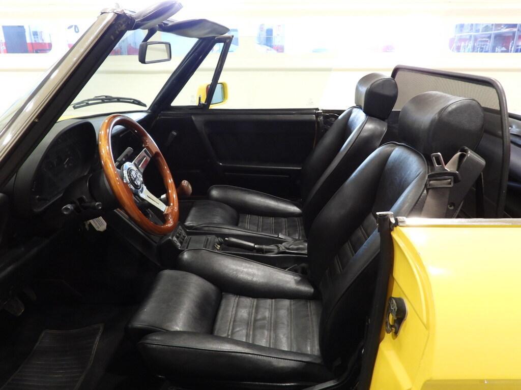 Alfa Romeo Spider 2.0