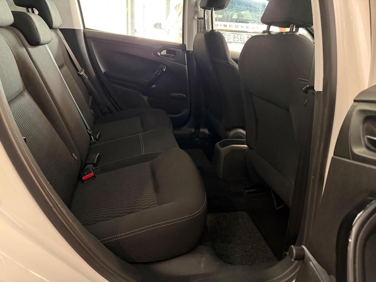 Peugeot 208 PureTech 82 5 porte Allure