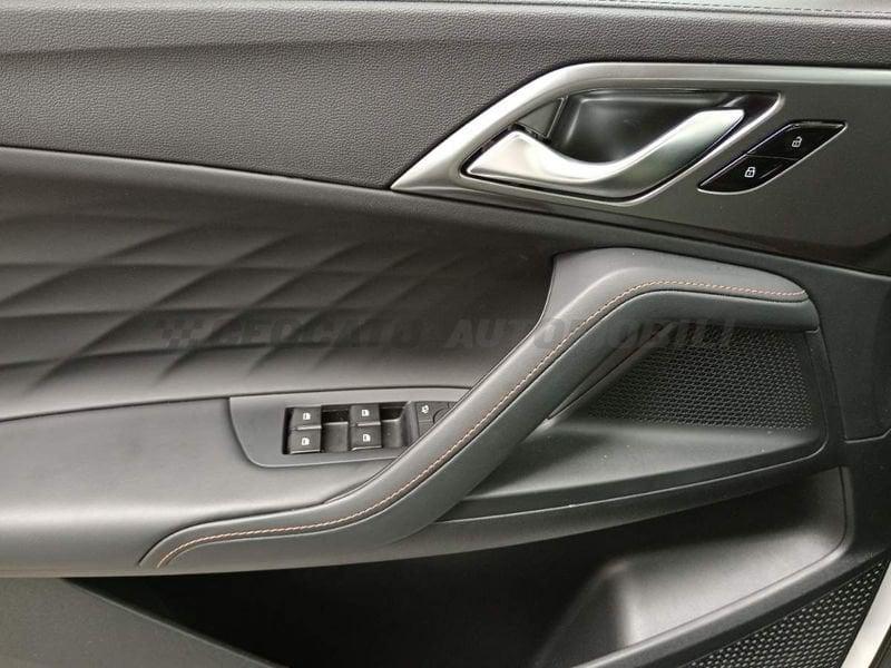 MG HS Nuova EHS Phev Luxury White