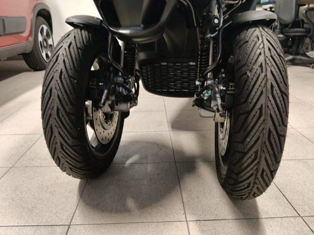 PIAGGIO MP3 300 HPE DEEP BLACK E5 ABS KM 9 !!!!!!