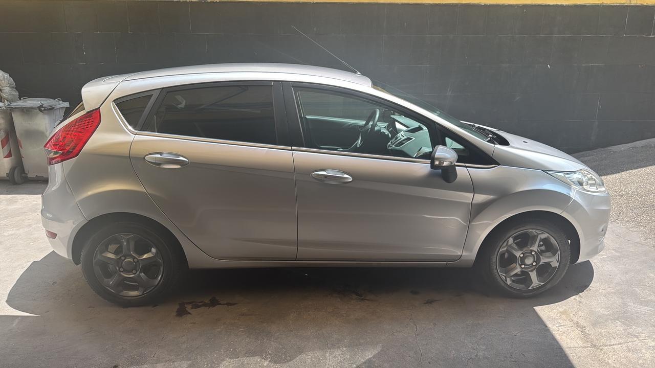 Ford Fiesta 1.2 82 CV 5 porte Titanium