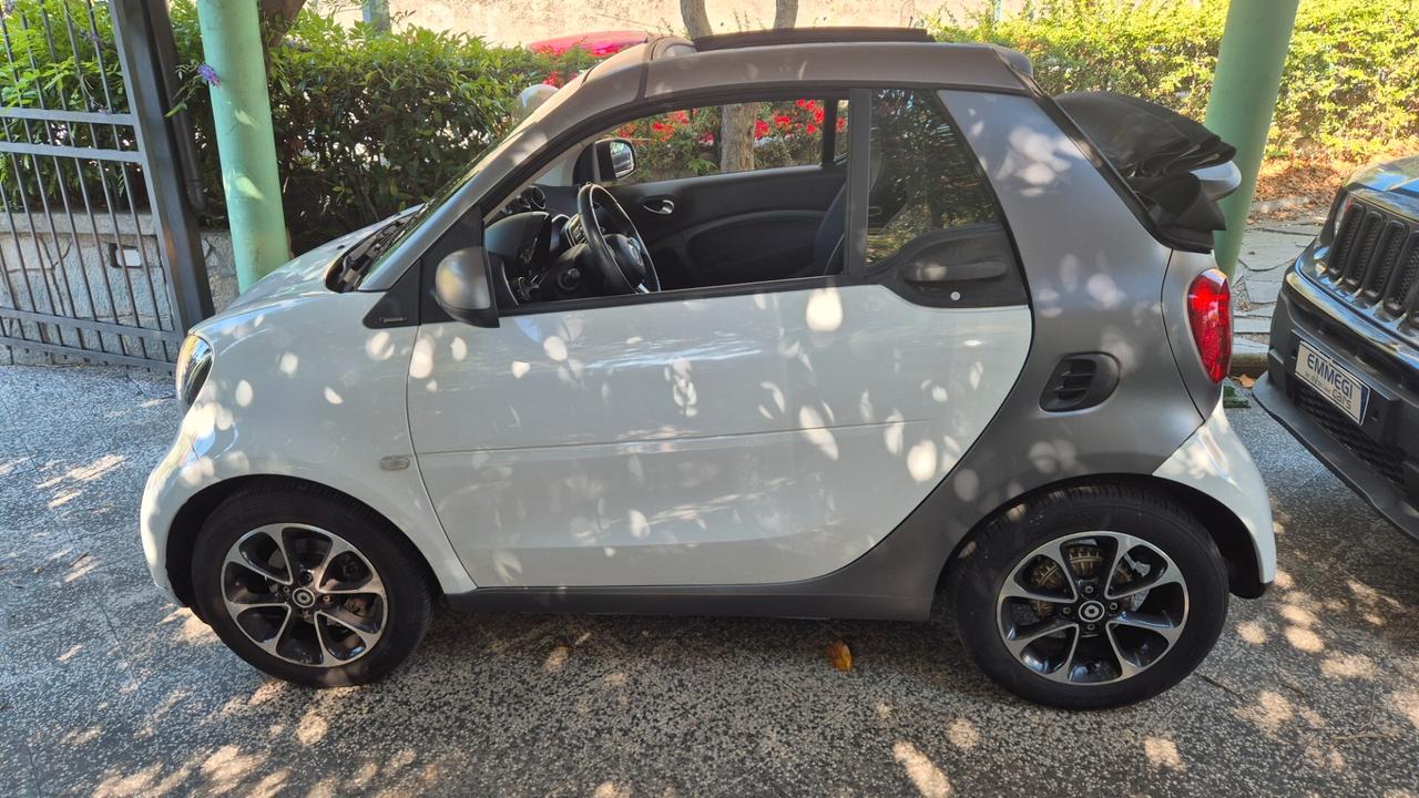 Smart ForTwo 70 1.0 twinamic cabrio Passion