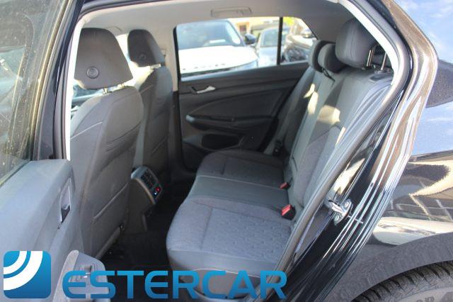 VOLKSWAGEN Golf 8 2.0 TDI SCR MOVE