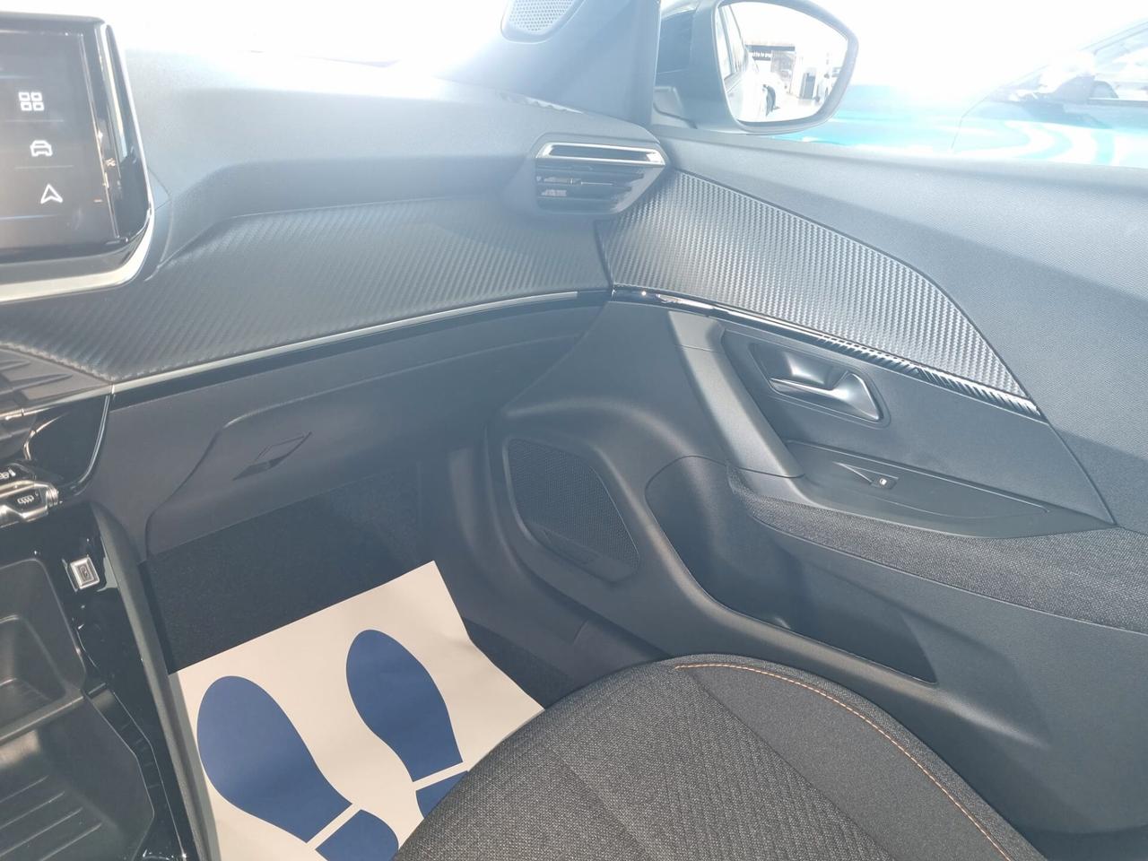 Peugeot 2008 12 PT STYLE