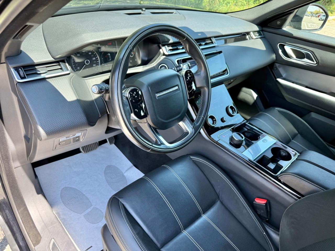 Land Rover Range Velar 3.0D V6 275 CV R-Dynamic