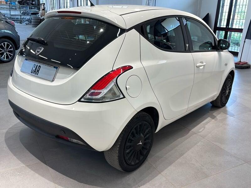 Lancia Ypsilon 1.3 MultiJet 95cv Elefantino