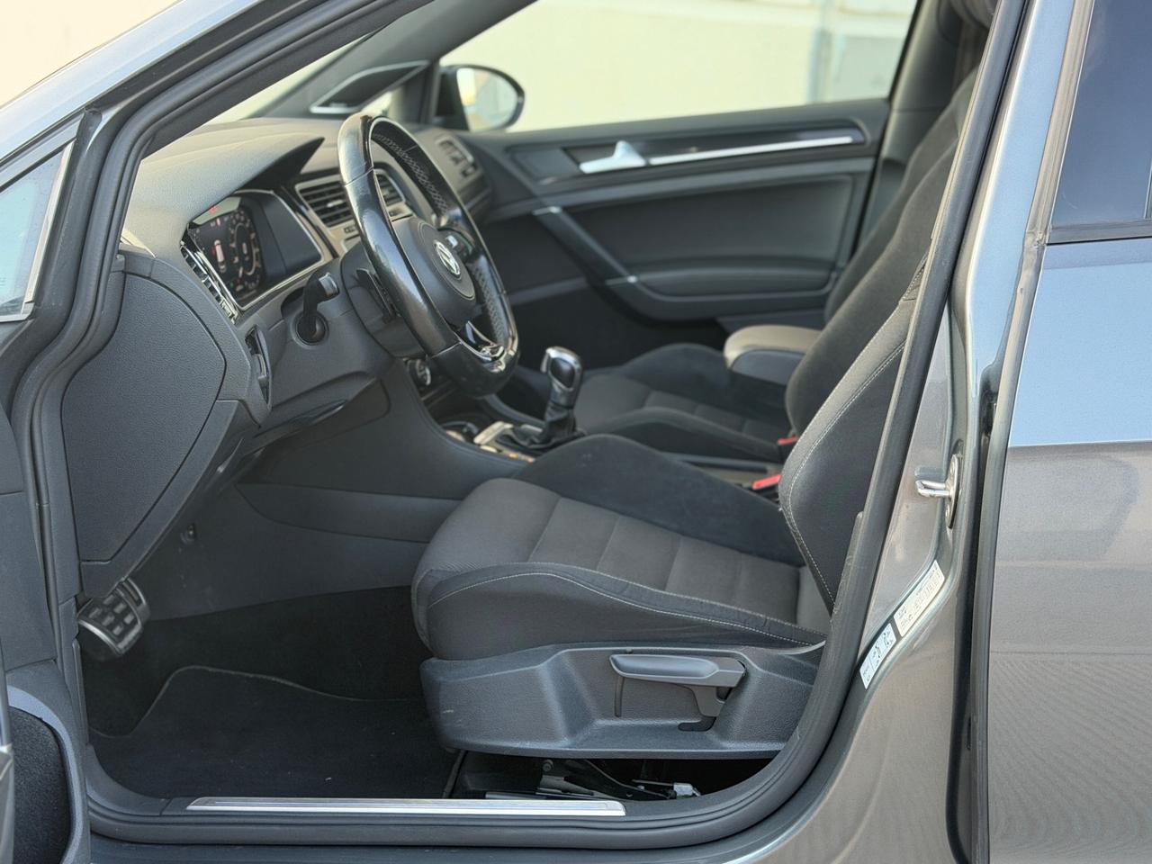 Volkswagen Golf R 2.0 TSI 300CV 4MOTION 2020 - PERMUTABILE