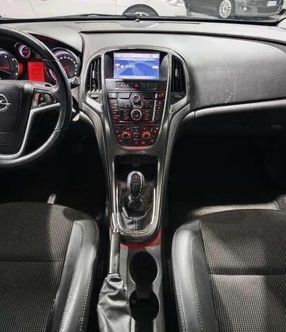 Opel Astra Neopatentati