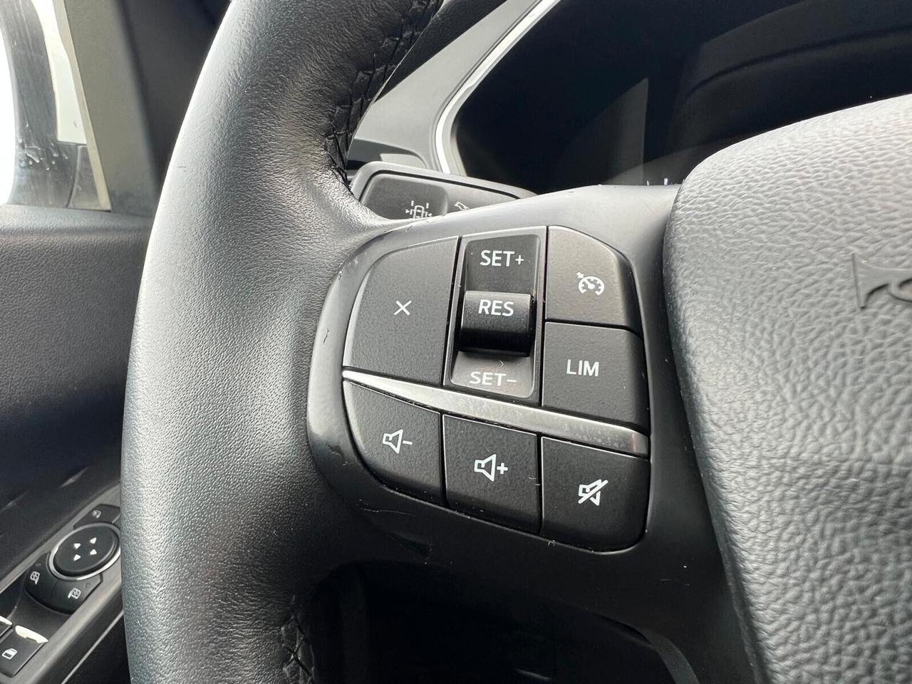 Ford Kuga 1.5 120 CV aut. Titanium NAVI PARK LED CRUISE