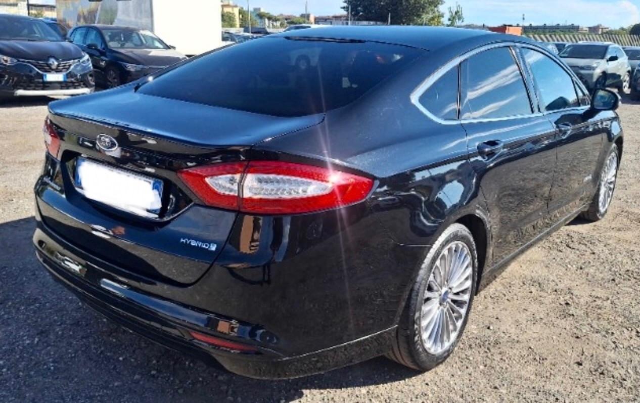Ford Mondeo Full Hybrid 2.0 187 CV eCVT 4 porte Titanium Business