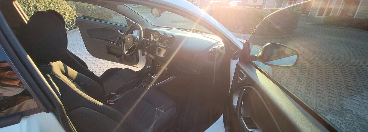Alfa Romeo MiTo 1.4 T 120 CV GPL Urban