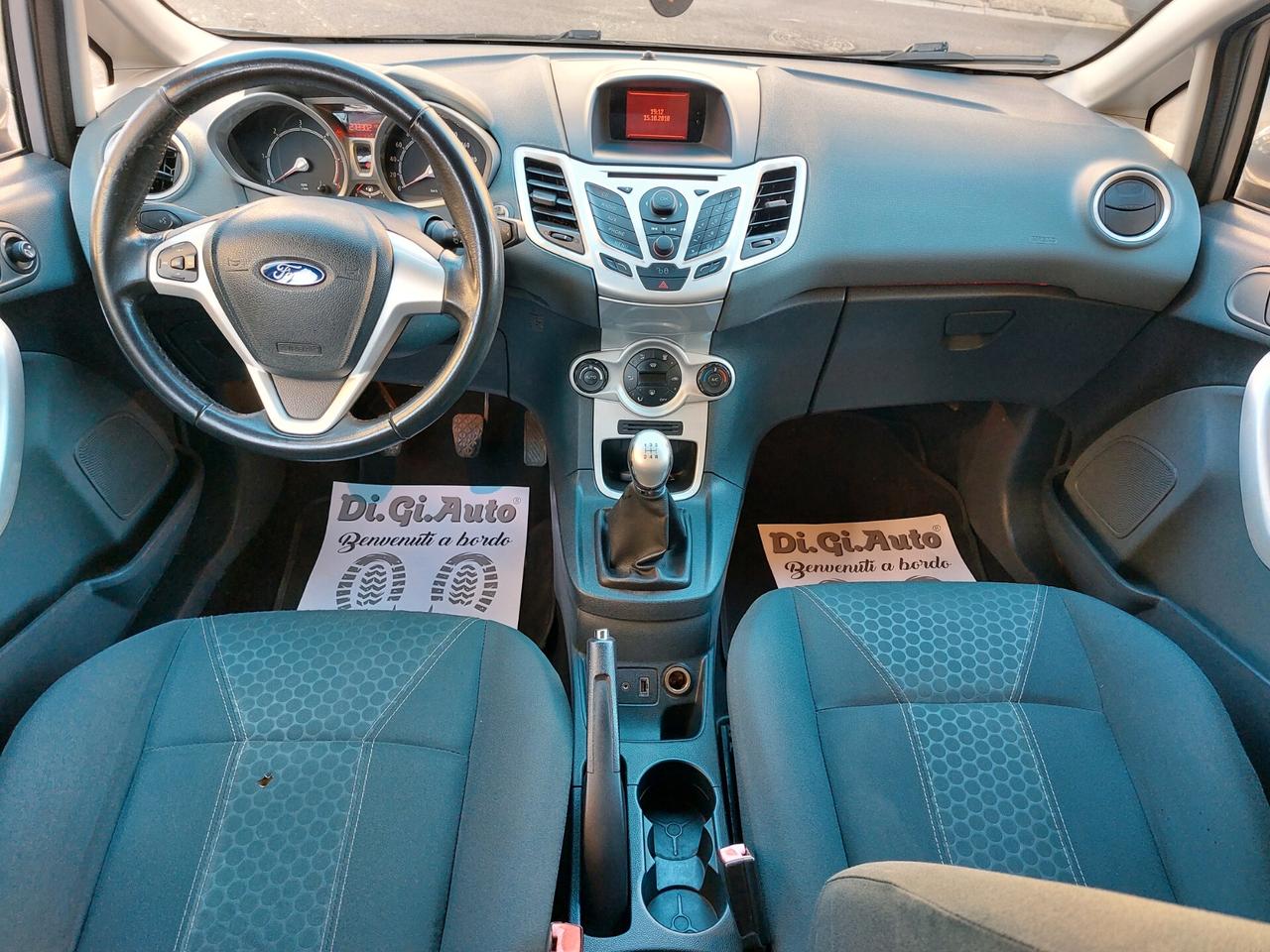 Ford Fiesta 1.4 TDCi 5p. Titanium