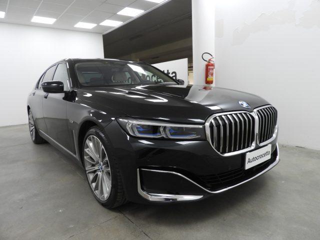 BMW 745 e Plug In First Class