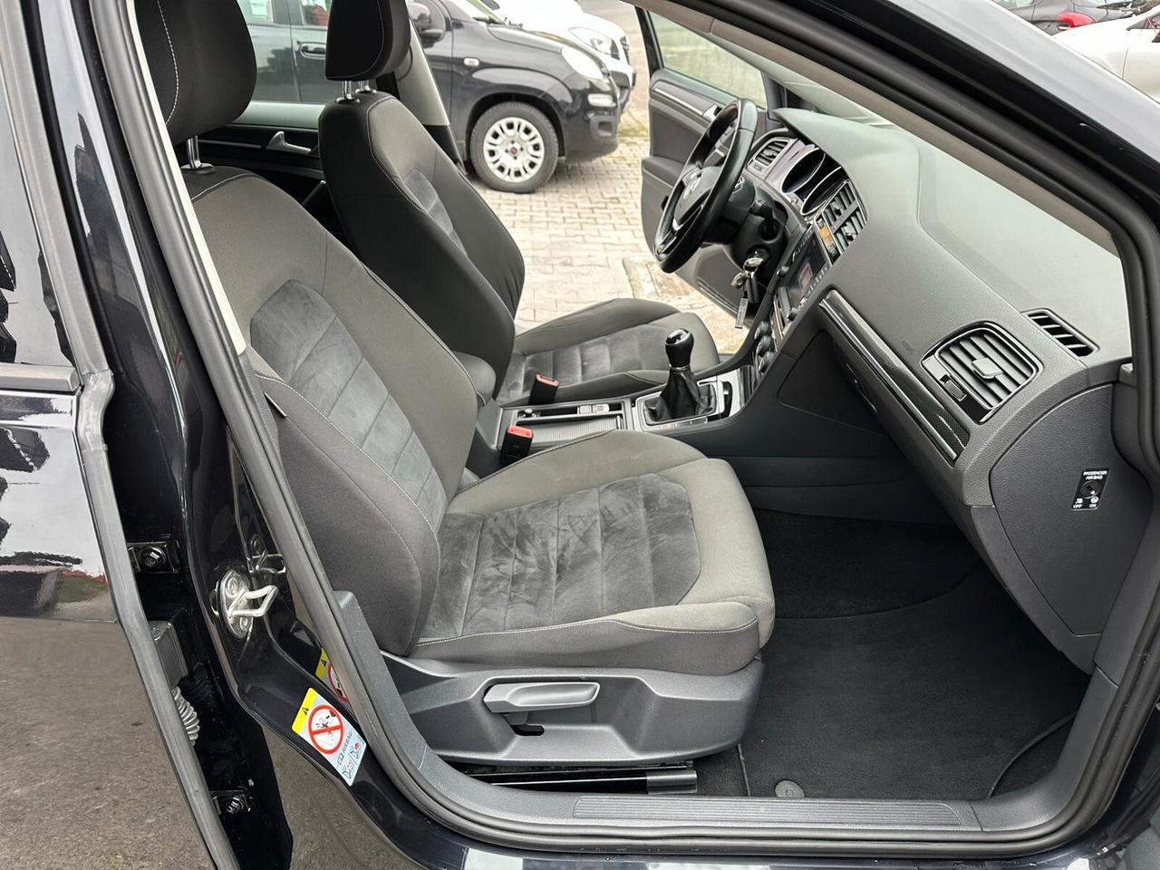 Volkswagen Golf 2.0 TDI 5p. Highline BlueMotion Technology