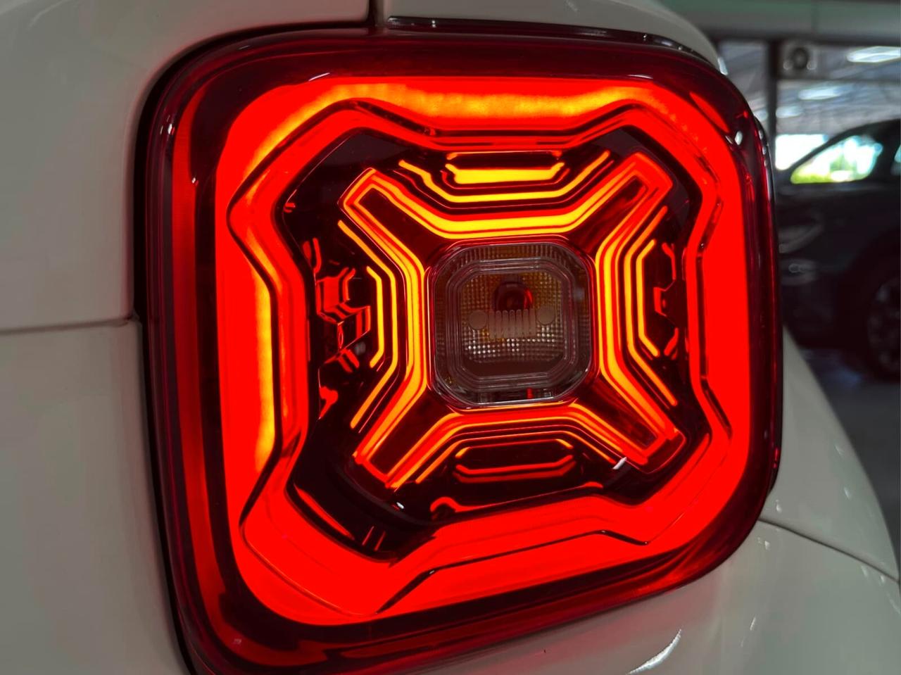 Jeep Renegade 1.6 Mjt DDCT 120 CV Limited