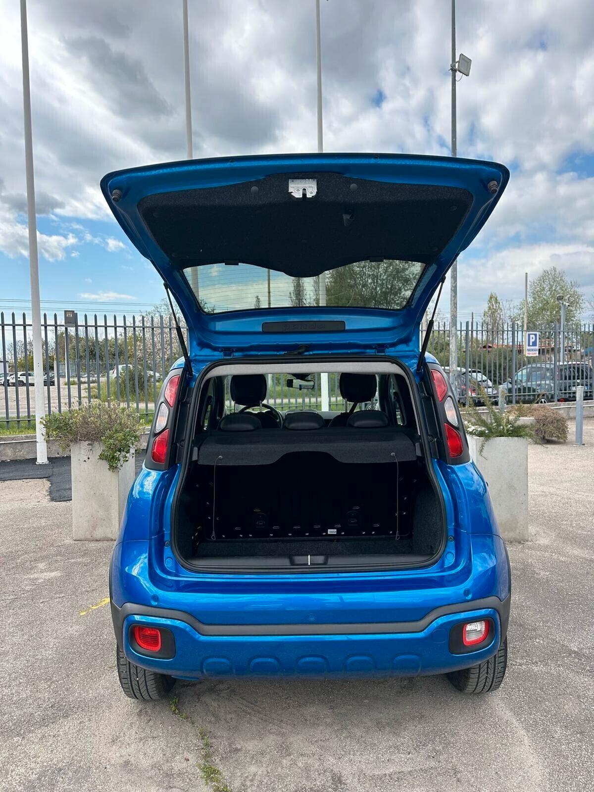 Fiat PANDA 1.0 CROSS Km aziendale 2024