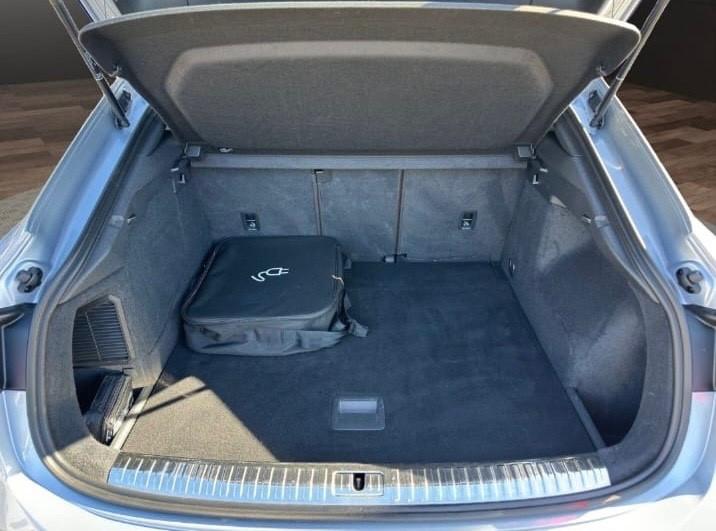 Audi Q3 Sportback 45 TFSI e Str. S LINE