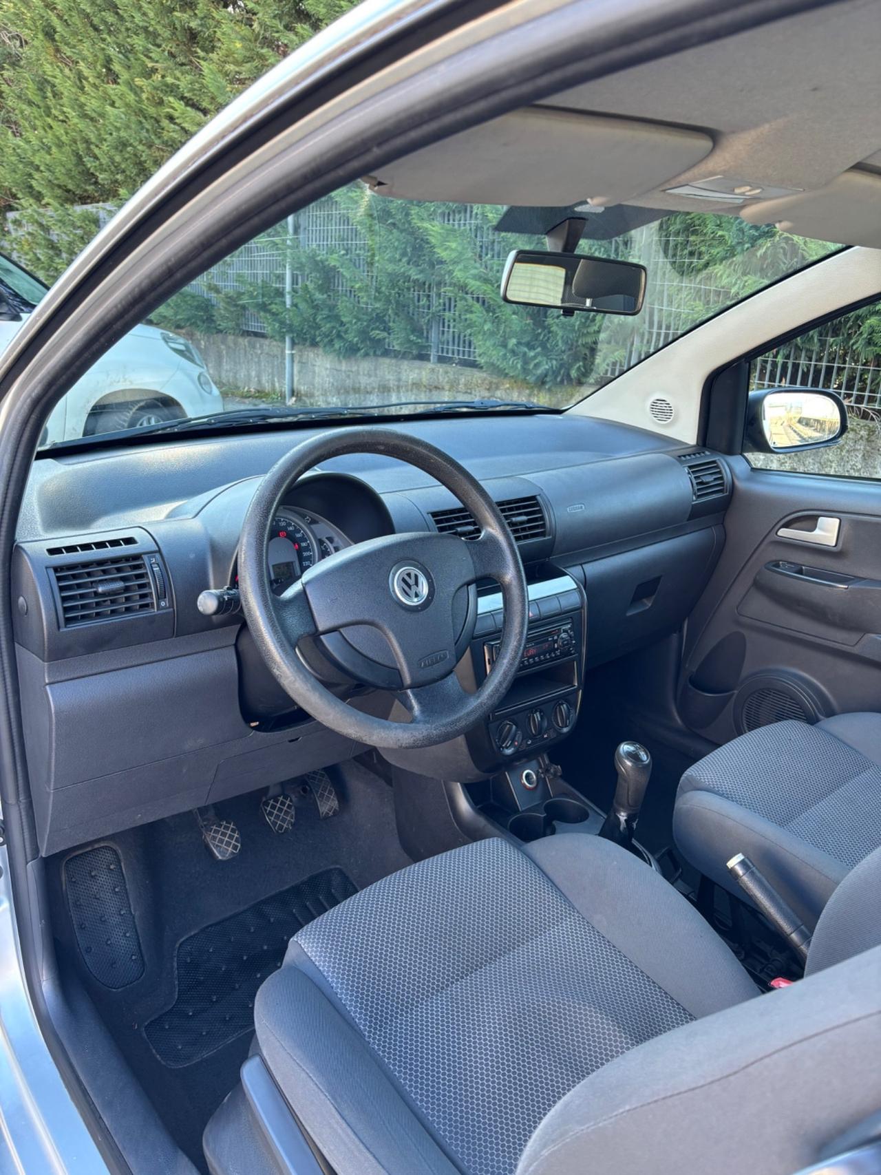 Volkswagen Fox 1.2 BENZINA