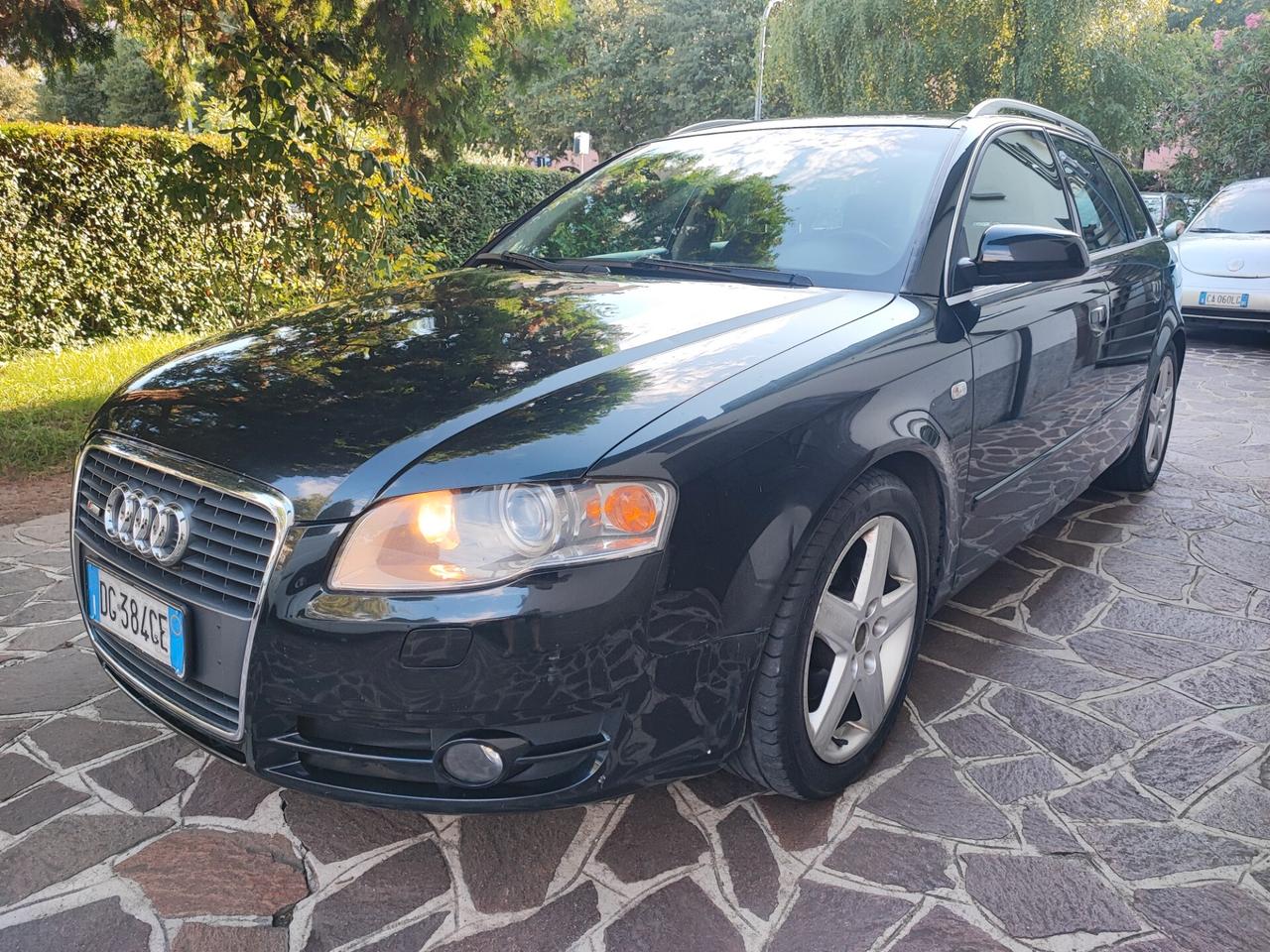 Audi A4 2.0 TDI S-Line F.AP. Avant quattro top