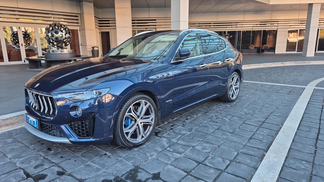 Maserati Levante V6 AWD Granlusso