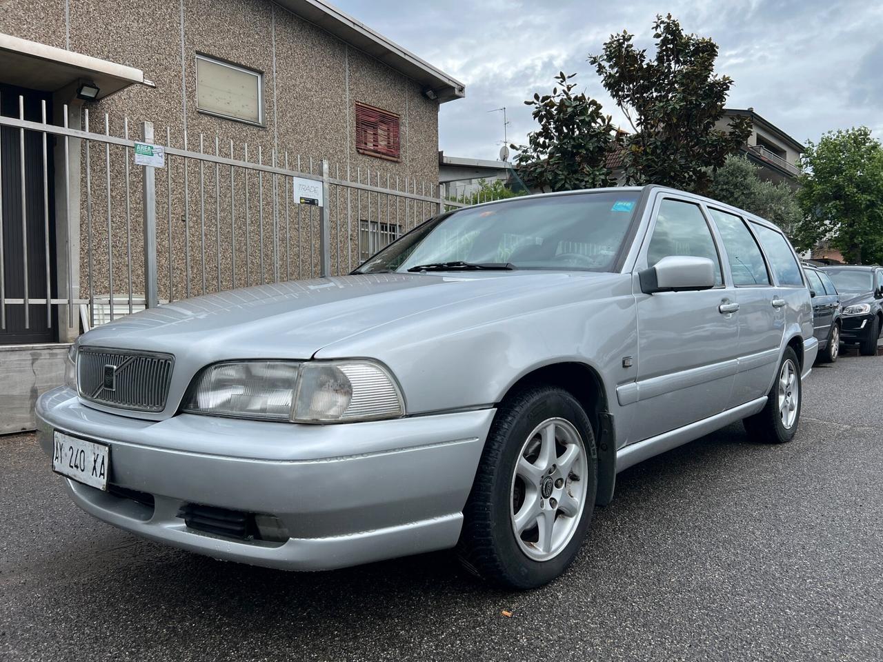 Volvo V70 volvo v70 2.0 Turbo sw 20v. 180 cv