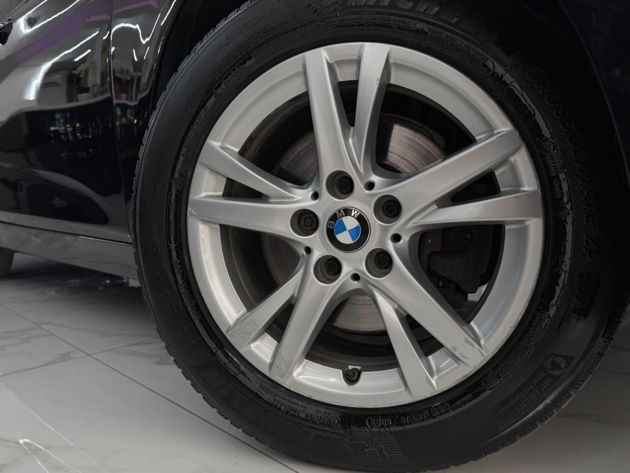Bmw Serie 2 216d Active Tourer Luxury