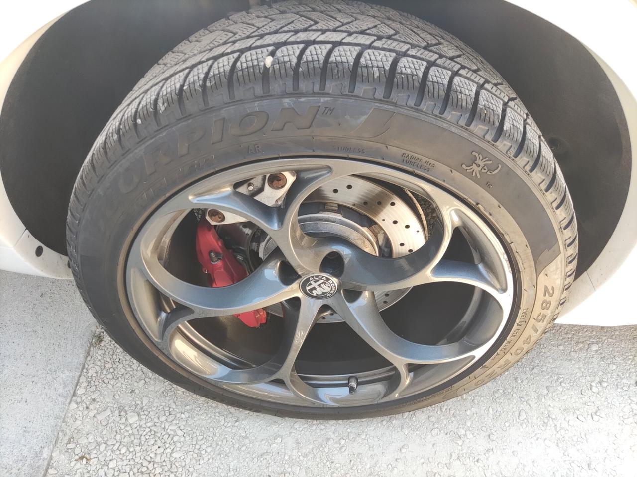 Alfa Romeo Stelvio 2.9 Bi-Turbo V6 510 CV AT8 Quadrifoglio
