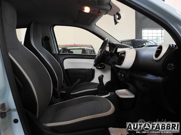 RENAULT - Twingo - SCe Duel2 MMI System Pdc Design