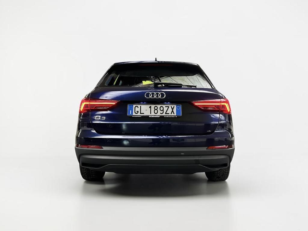 Audi Q3 35 2.0 TDI Business S tronic