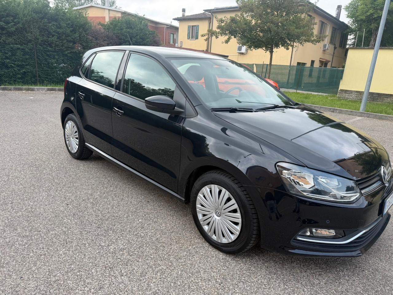 Volkswagen Polo 1.4 tdi - NEOPATENTATI - 12 MESI DI GARANZIA -