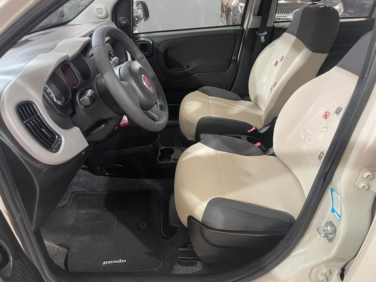 Fiat Panda 0.9 TwinAir Turbo Natural Power Lounge