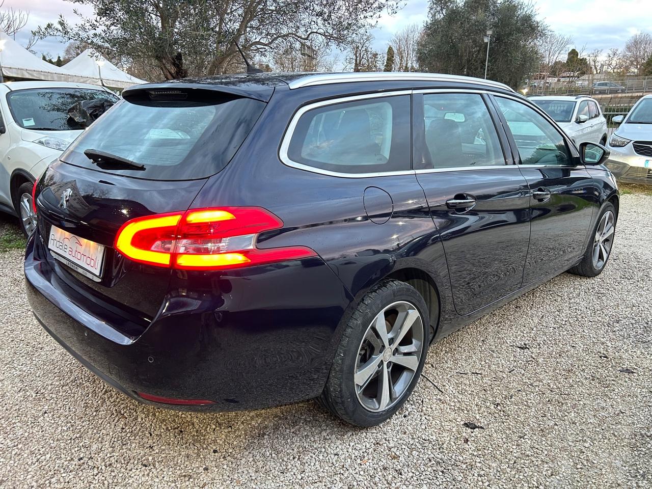 Peugeot 308 1.2 SW PURETECH ALLURE GARANZIA