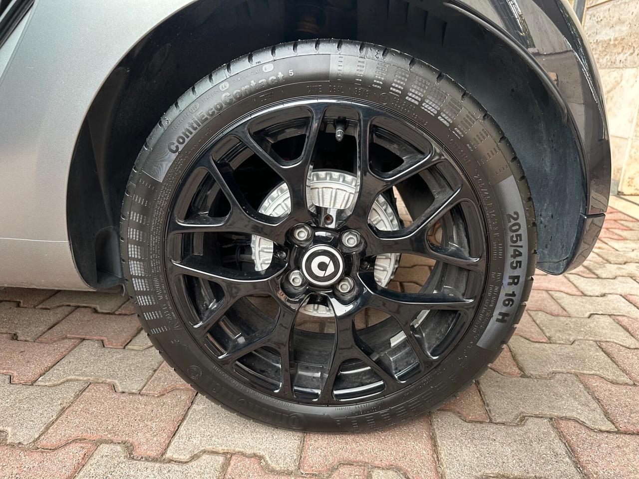 Smart ForTwo 70 1.0 twinamic Superpassion 11/19 km.33192