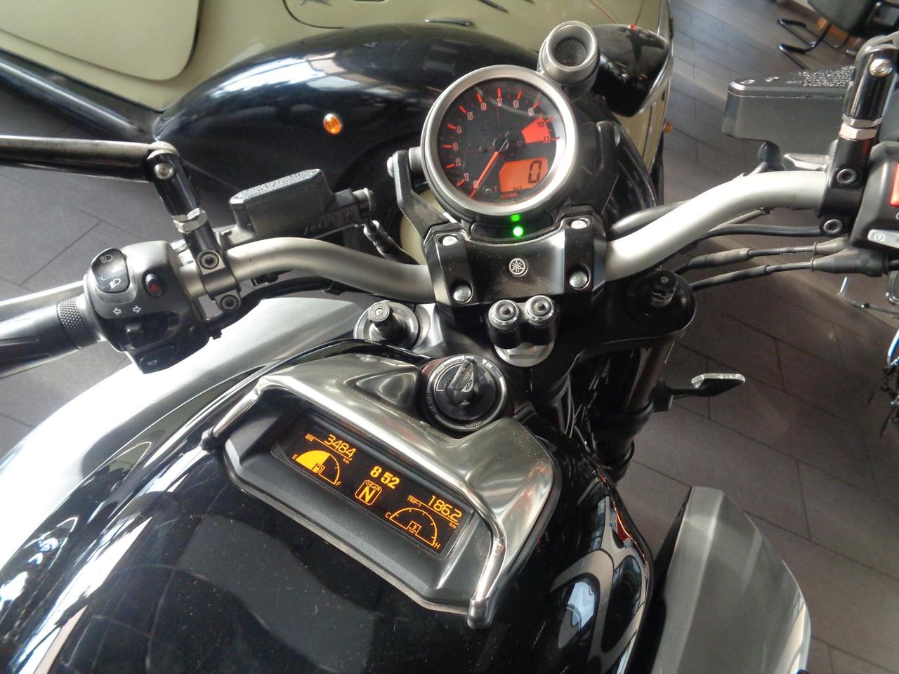 Yamaha VMAX