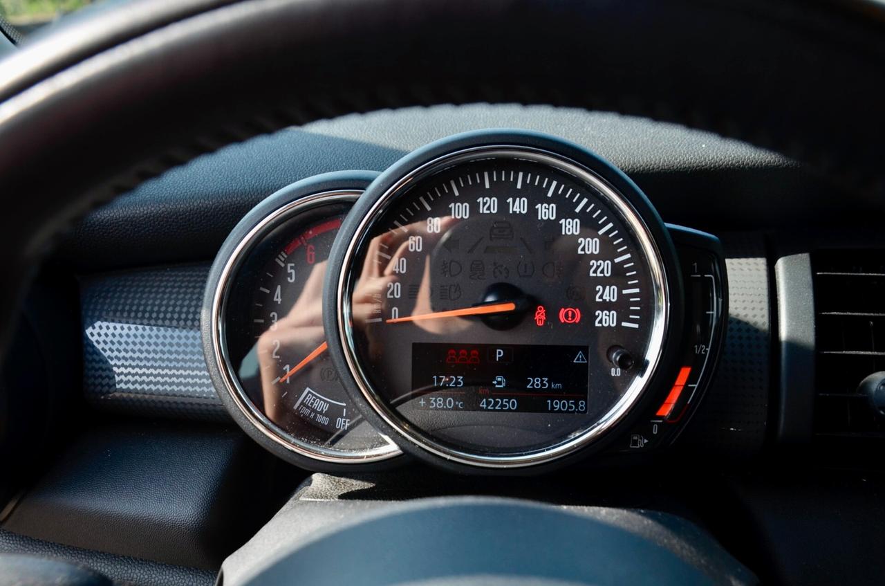 MINI COOPER D 1.5 116cv 5p AUTO, EURO 6B, BICOLOR, NAVI, LUCI AMBIENTE, PERMUTE