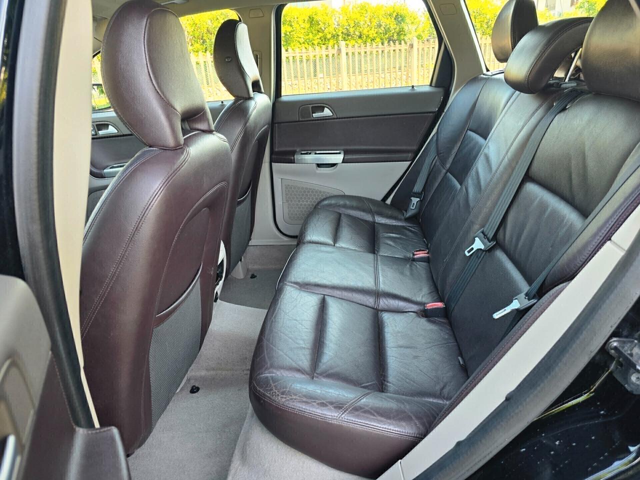 Volvo V50 2.0 D 6 MARCE - INTERNI IN PELLE