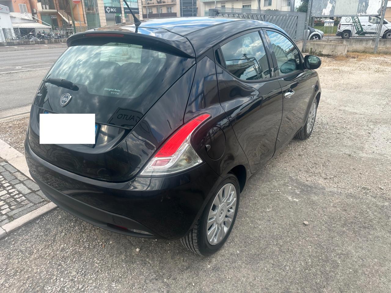 Lancia Ypsilon 1.2 69 CV 5 porte GPL Ecochic Gold